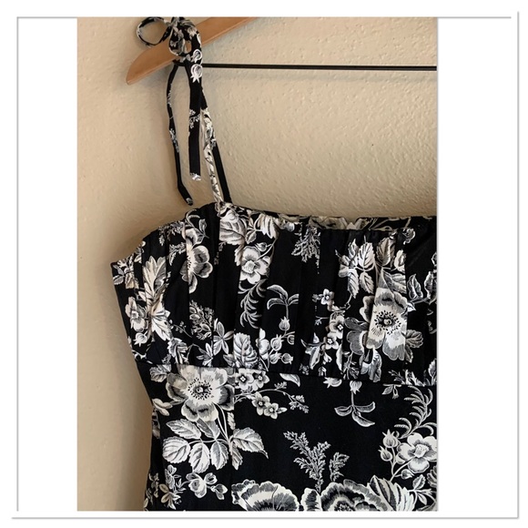 Voodoo Vixen Pin Up Dress Black White Floral Polka Dot Lace Trim Size XL - Picture 5 of 12